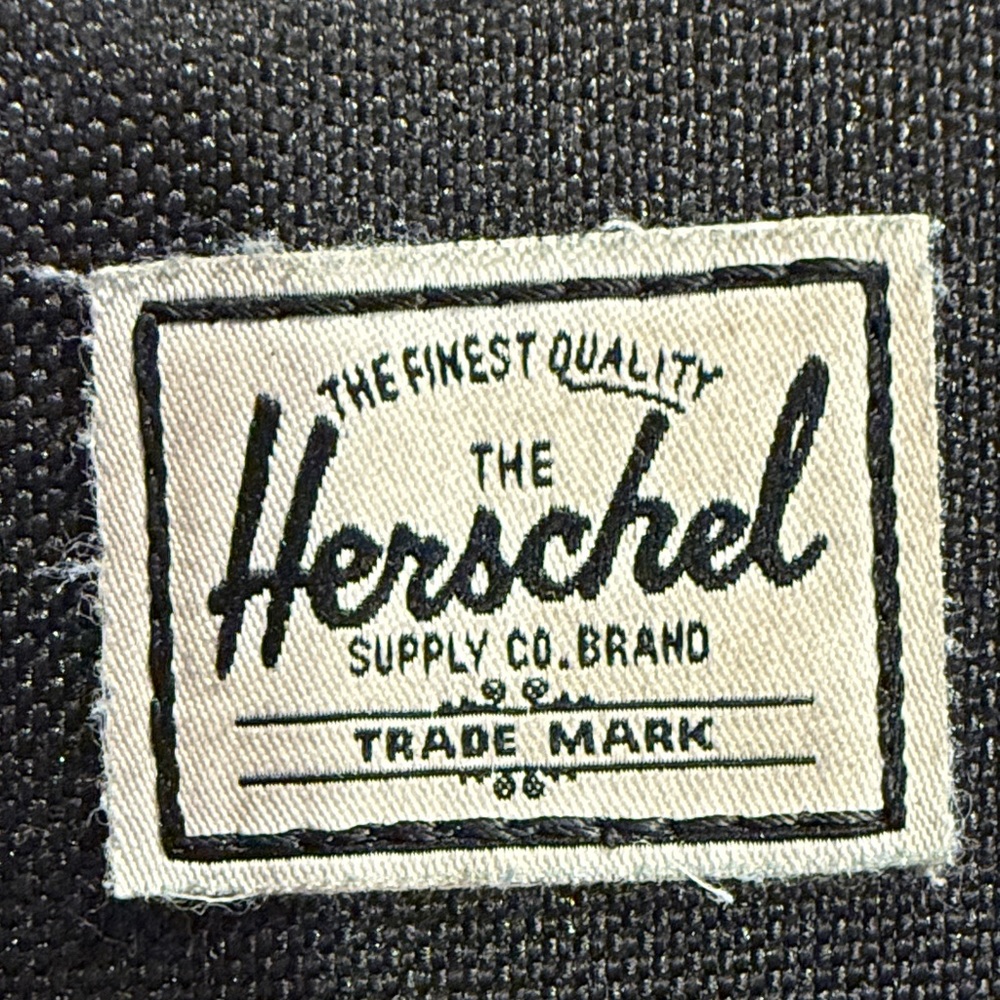 Herschel Supply Company Black Money Clip - Picture 3 of 8